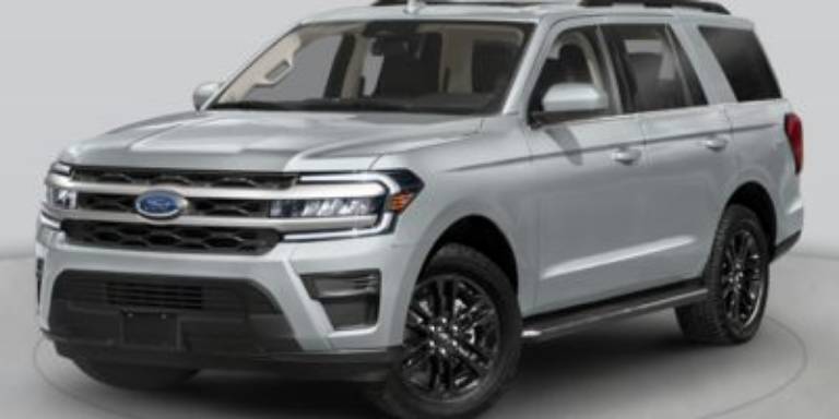 2024 Ford Expedition XLT 4X2