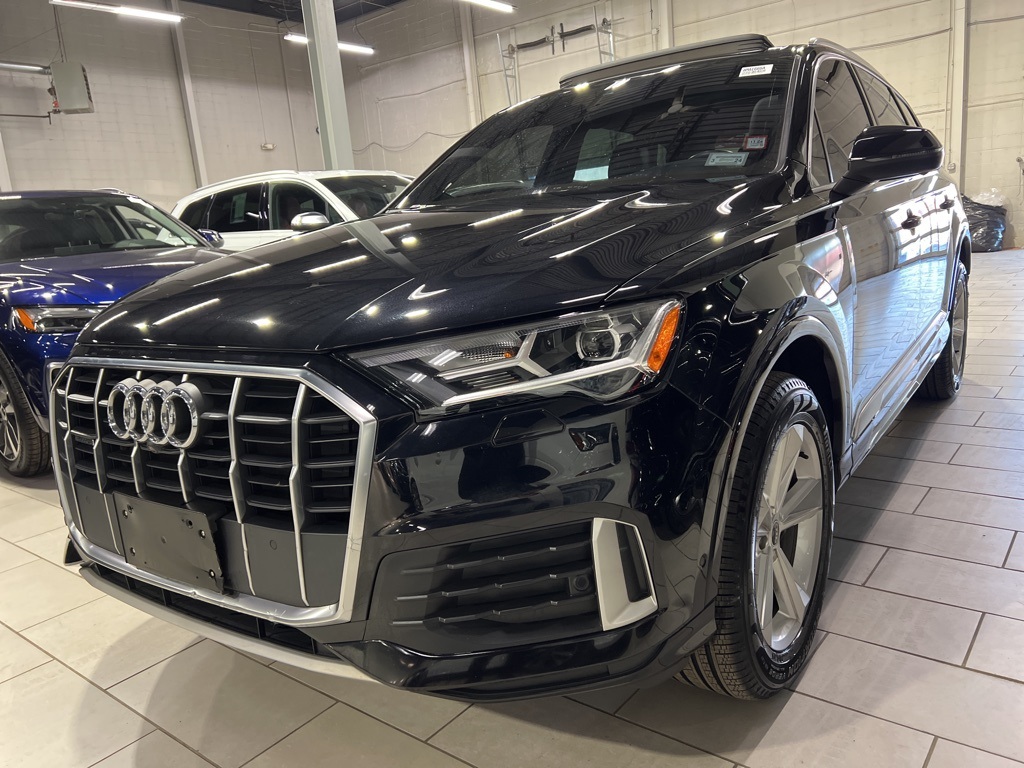 2021 Audi Q7 45 Premium