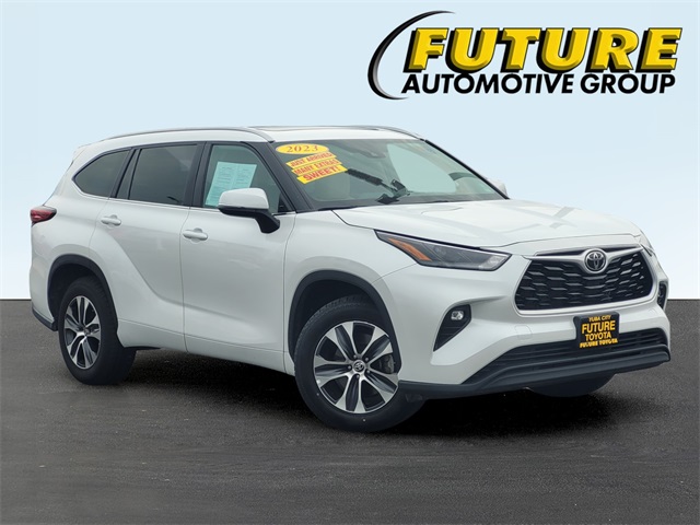 2023 Toyota Highlander XLE