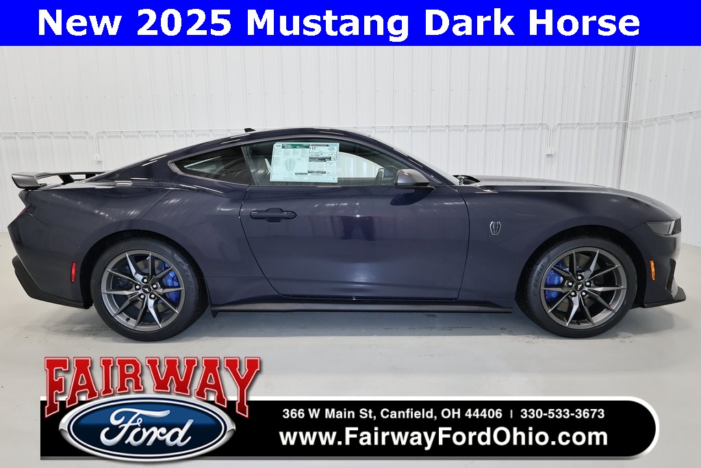 2025 Ford Mustang Dark Horse