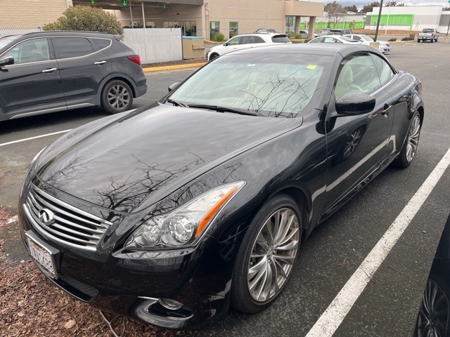 2013 INFINITI G37 Sport