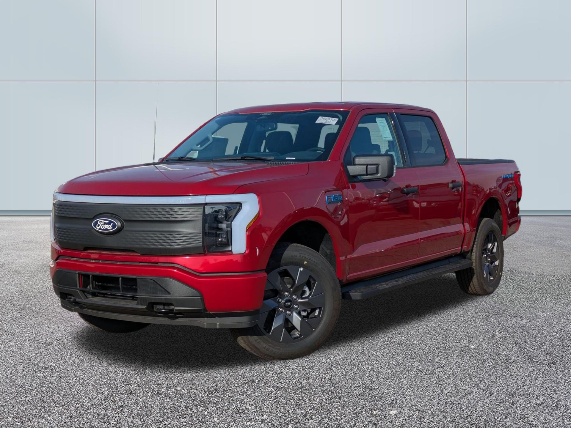 2024 Ford F-150 Lightning XLT