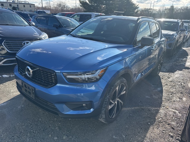 2019 Volvo XC40 R-Design