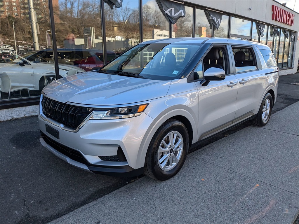 2022 Kia Carnival LXS