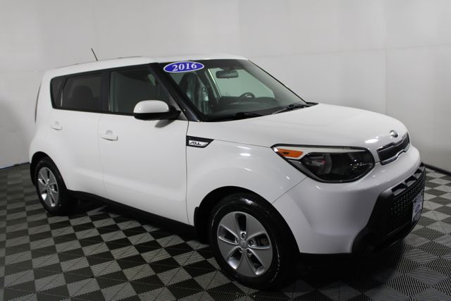 2016 Kia Soul Base