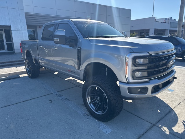 2023 Ford F-250SD LARIAT