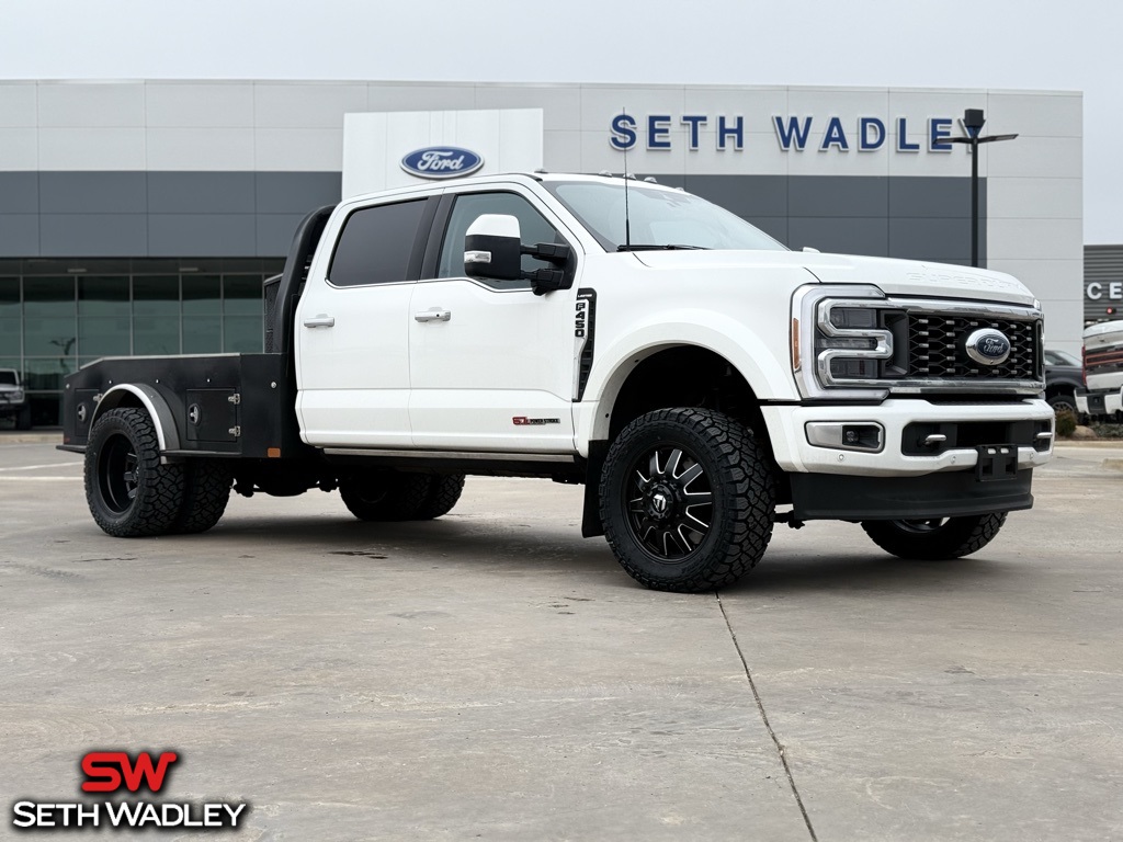 2023 Ford F-450SD Limited