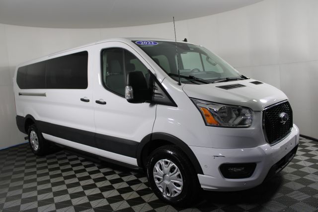 2022 Ford Transit Passenger Wagon XLT