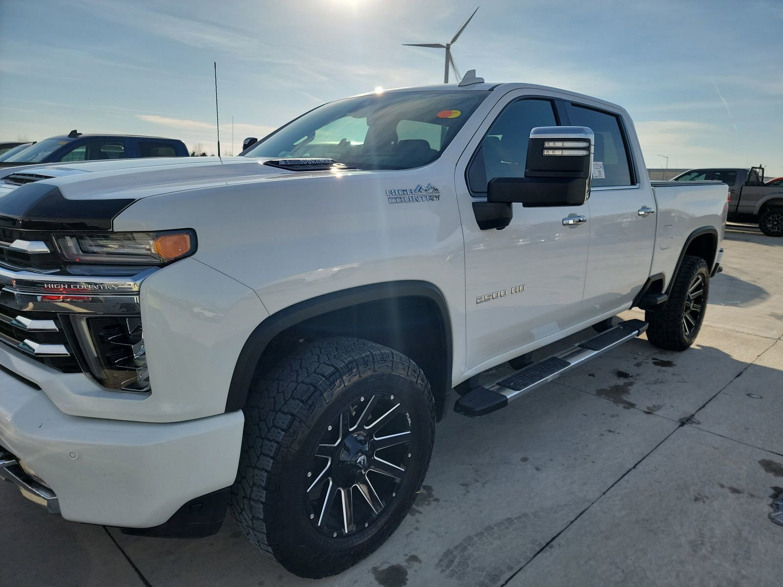 Used 2022 Chevrolet Silverado 2500HD High Country 4WD Crew Cab 159" High Country