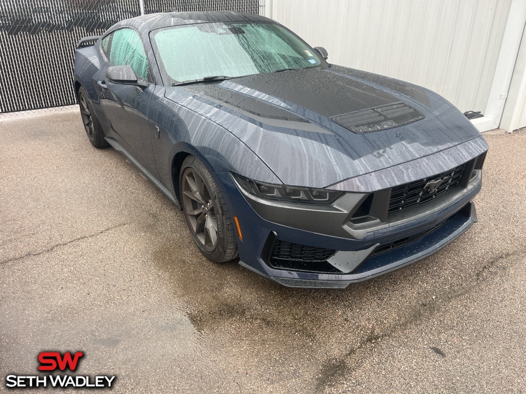 2024 Ford Mustang Dark Horse