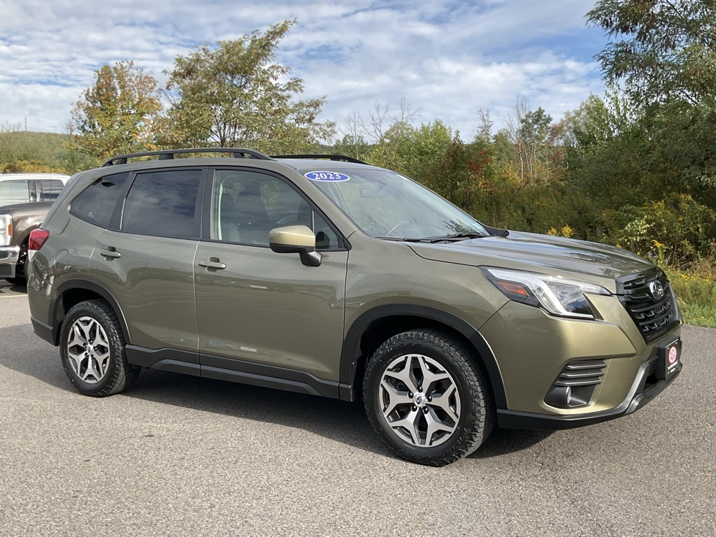 2023 Subaru Forester Premium