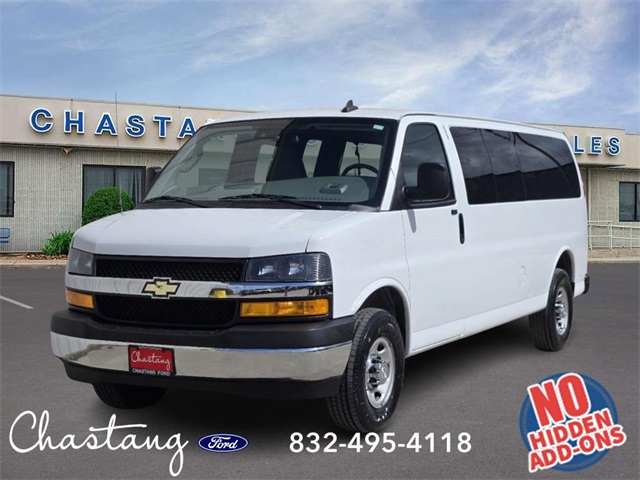 2022 Chevrolet Express 3500 LT