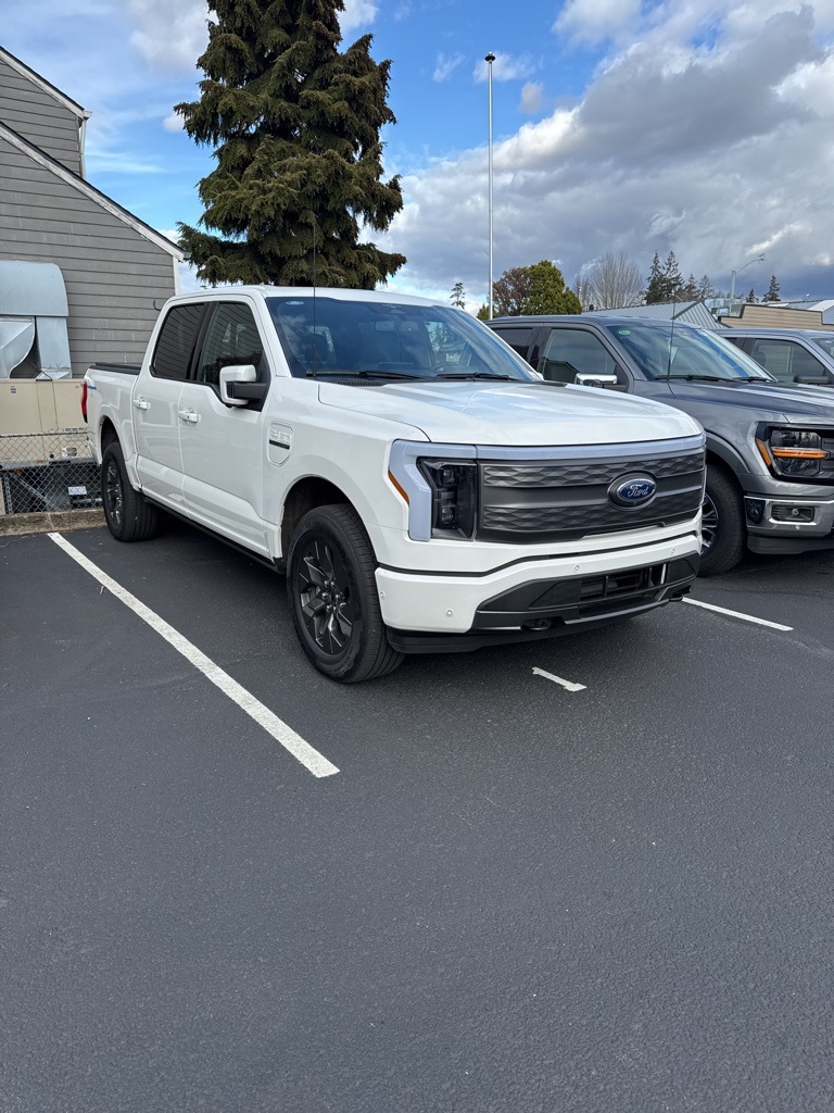 2023 Ford F-150 Lightning PRO