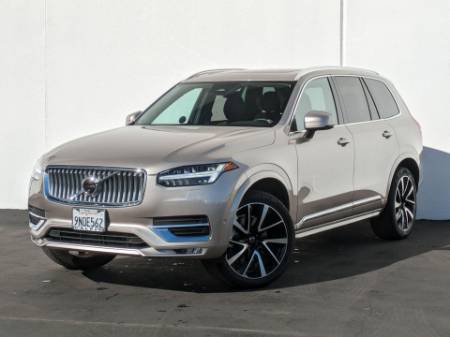 2025 Volvo XC90 B6 Plus 7-Seater