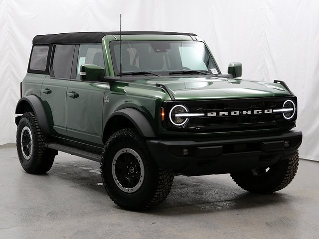 2024 Ford Bronco Outer Banks