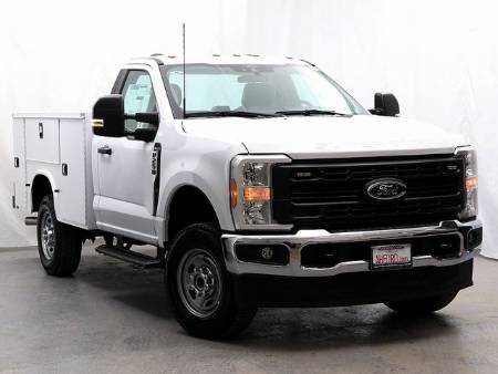 2024 Ford F-250SD XL Knapheide Service Body