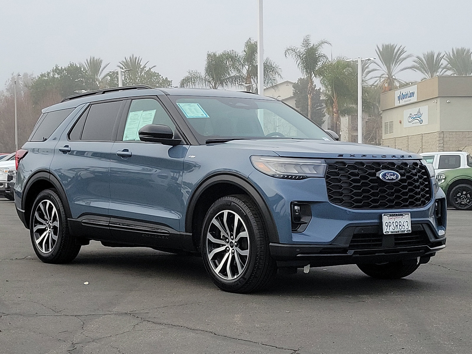 2025 Ford Explorer ST-Line