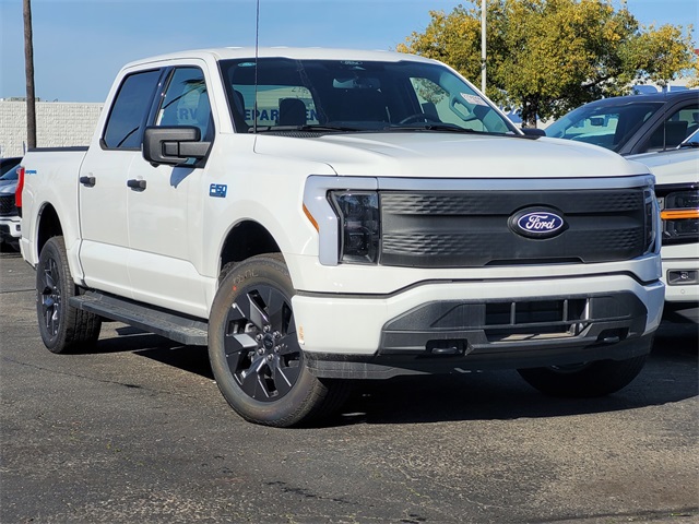 2024 Ford F-150 Lightning XLT