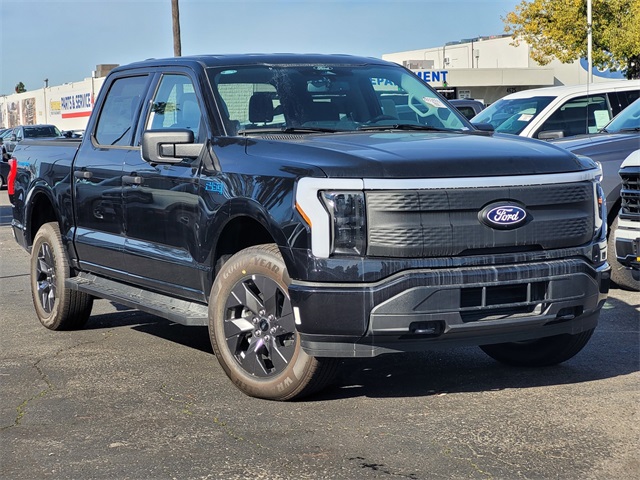 2024 Ford F-150 Lightning XLT