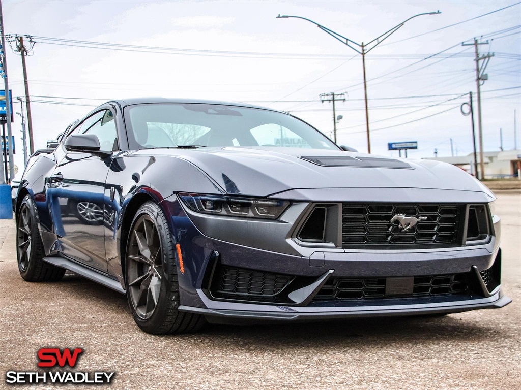 2024 Ford Mustang Dark Horse