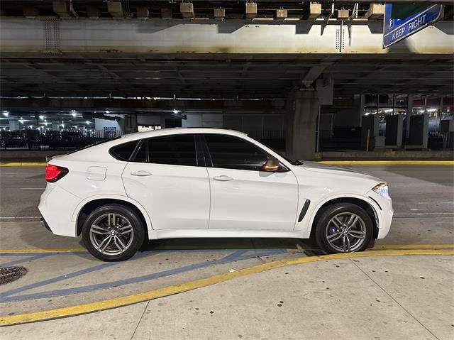 2015 BMW X6 xDrive50i