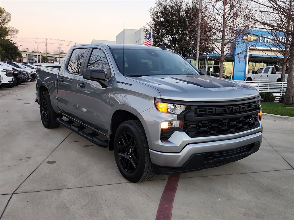 2023 Chevrolet Silverado 1500 Custom