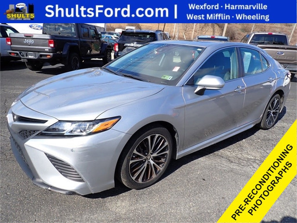 2019 Toyota Camry SE