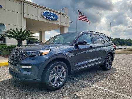 2024 Ford Explorer XLT