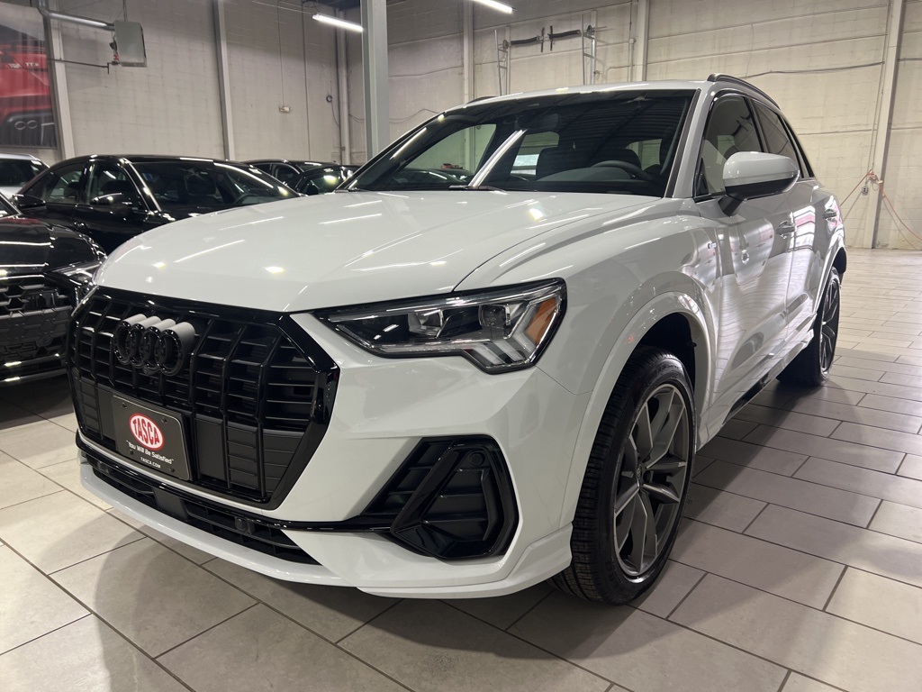 2024 Audi Q3 Premium Plus