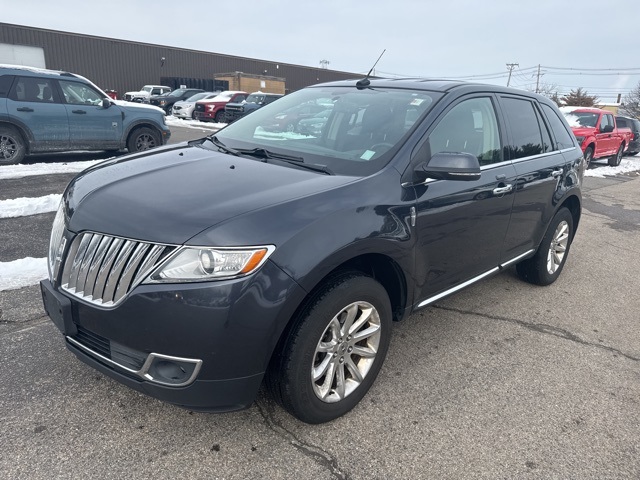 2013 Lincoln Lincoln MKX Base