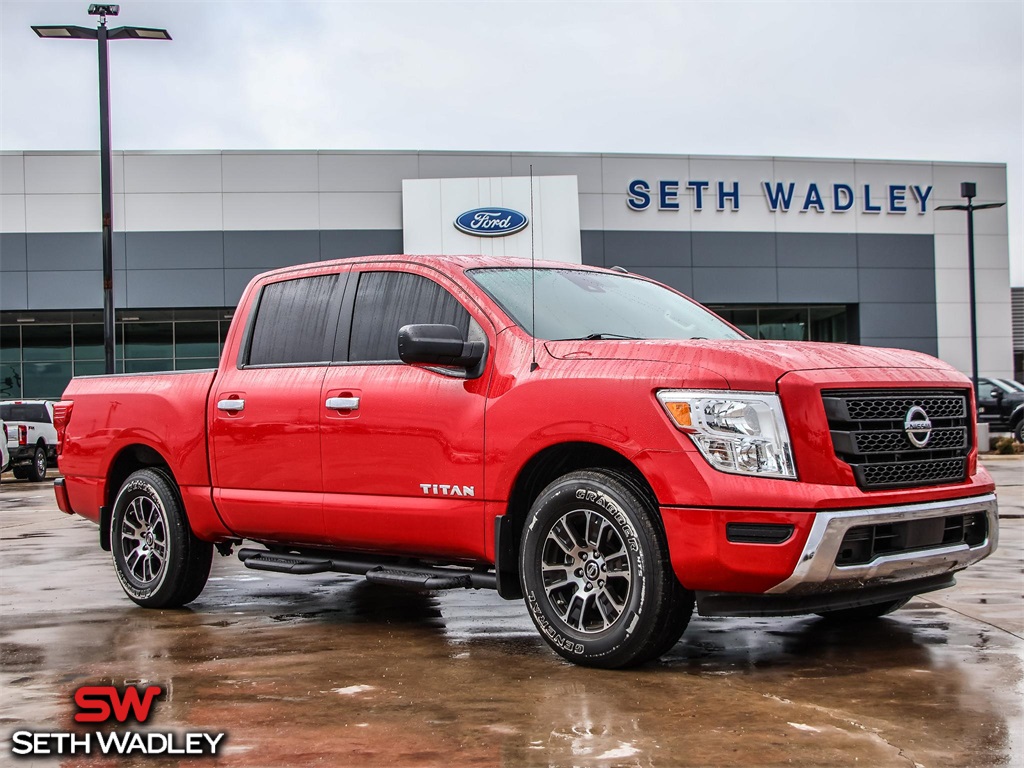 2021 Nissan Titan SV