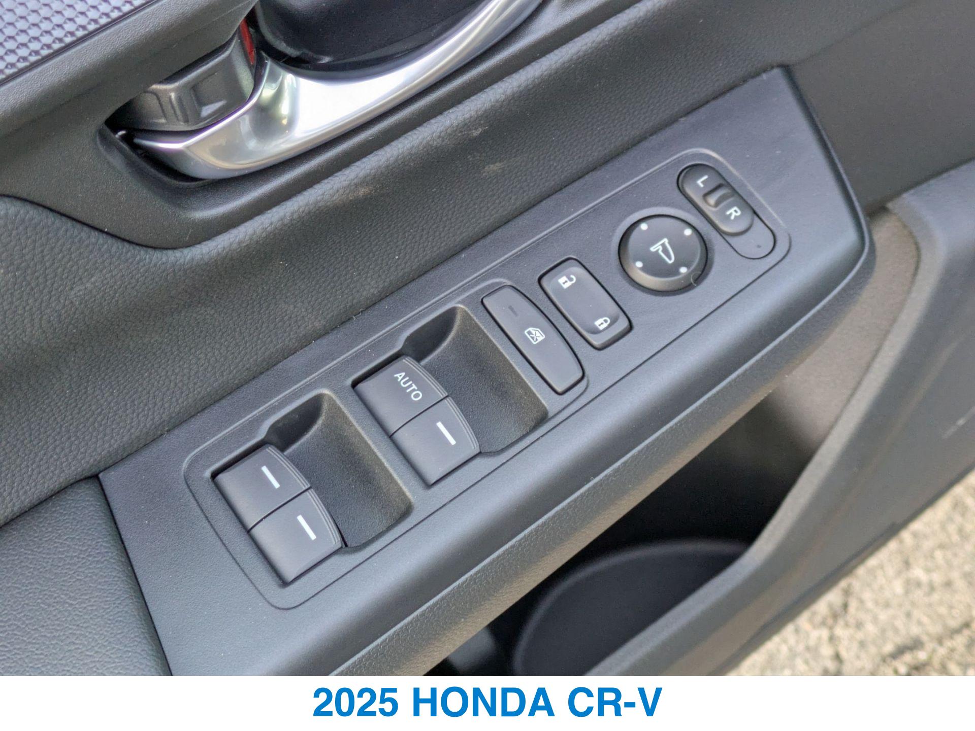 2025 Honda CR-V LX photo 14