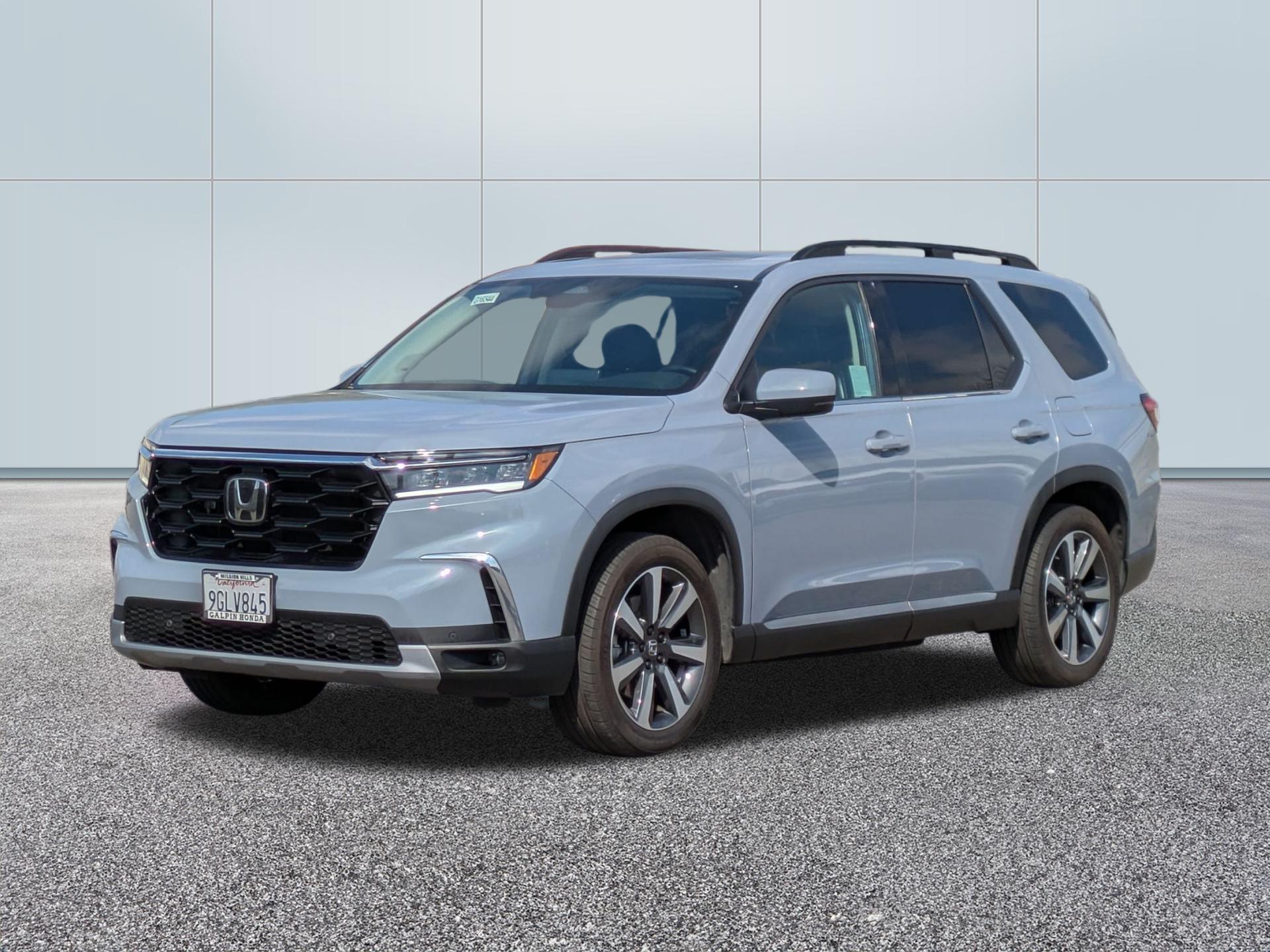 2023 Honda Pilot 2WD Touring