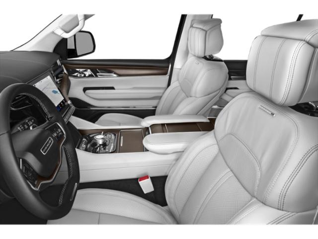 2023 Jeep Grand Wagoneer Base photo 9