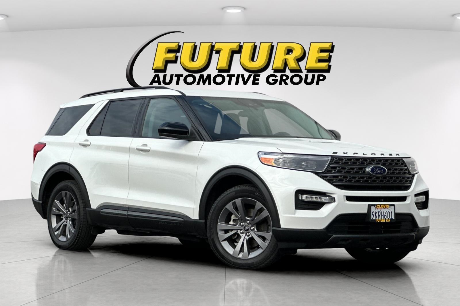 2023 Ford Explorer XLT