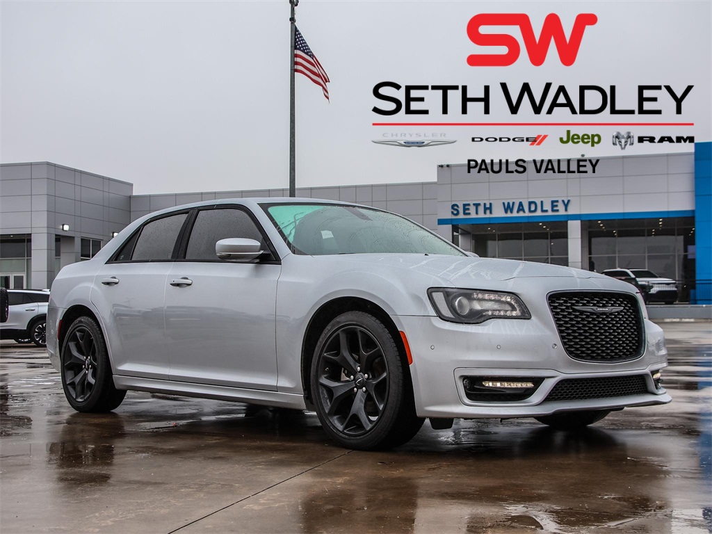 2023 Chrysler 300 Touring