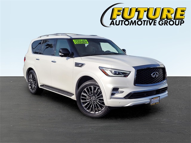 2022 INFINITI QX80 LUXE