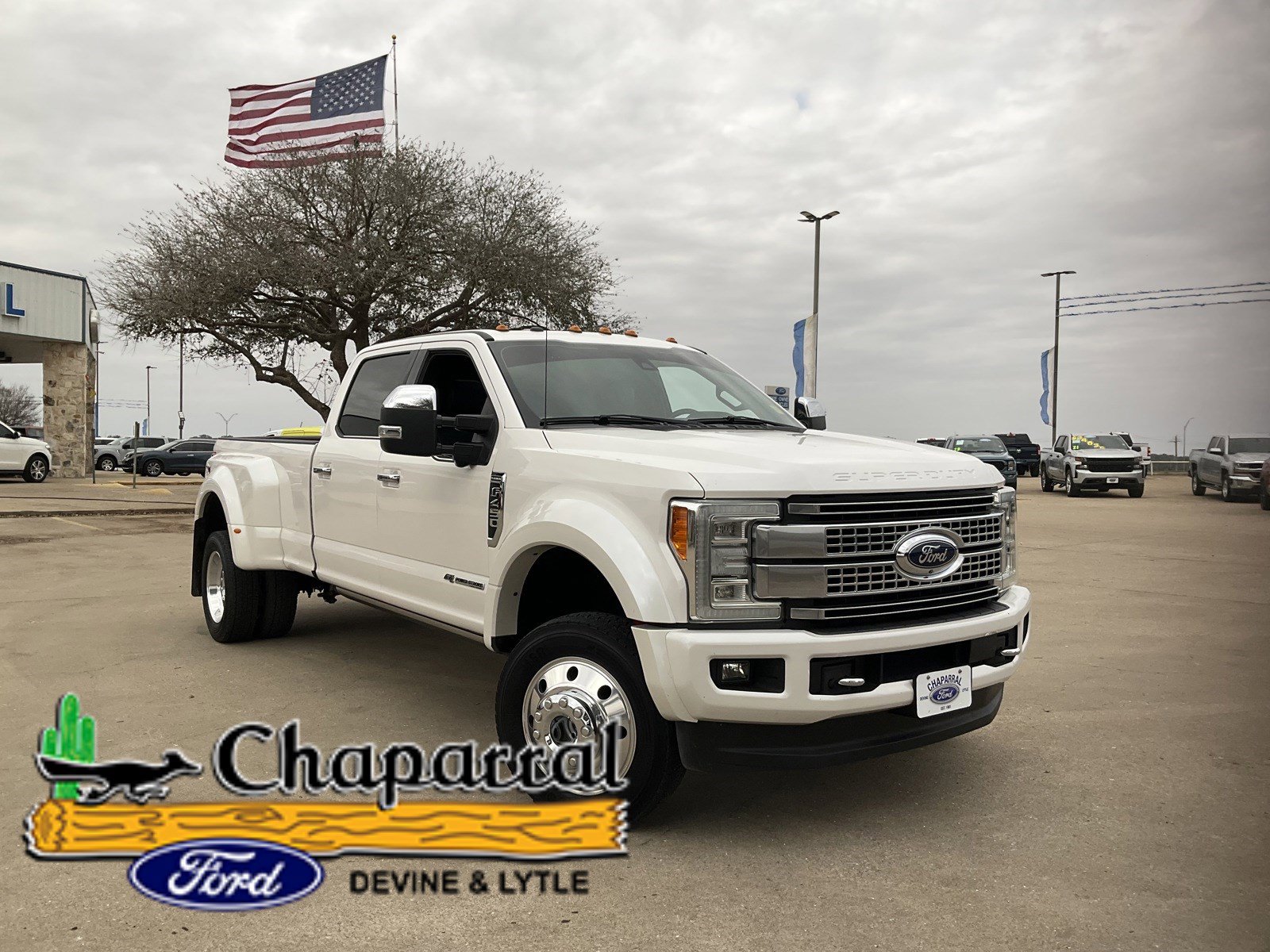 2017 Ford Super Duty F-450 DRW Platinum