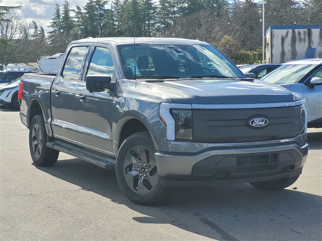 2024 Ford F-150 Lightning XLT