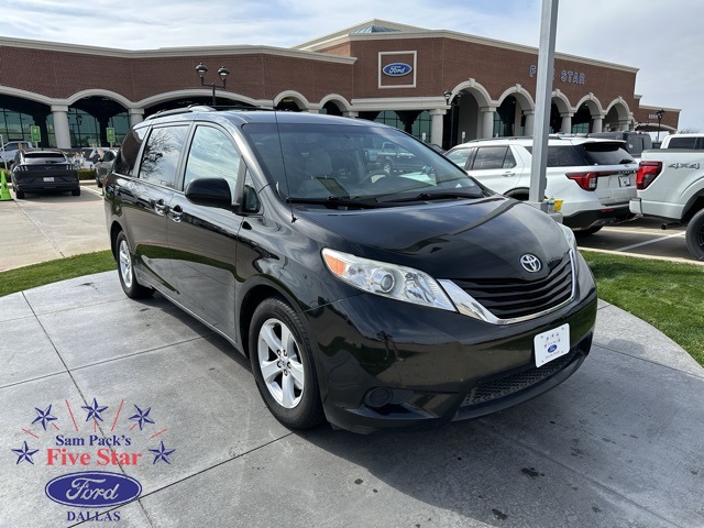 2013 Toyota Sienna LE