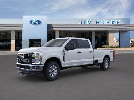 2025 Ford Super Duty F-350 SRW XLT