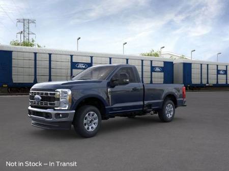 2025 Ford Super Duty F-350 SRW XLT