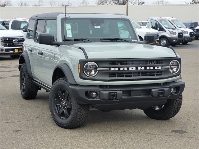 2024 Ford Bronco Black Diamond