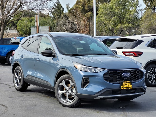 2025 Ford Escape Hybrid ST-Line