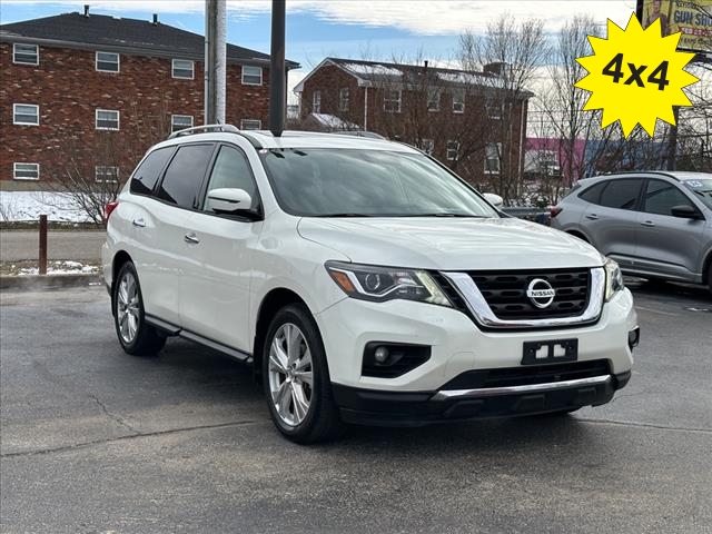 2018 Nissan Pathfinder SL