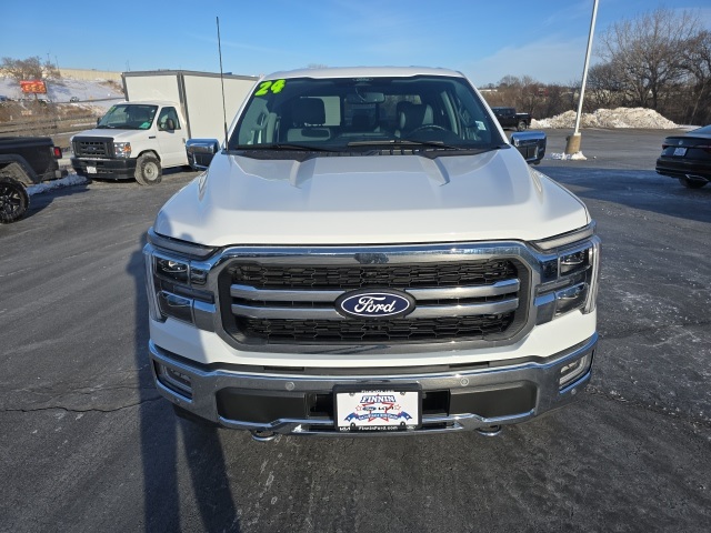 2024 Ford F-150 Lariat photo 2