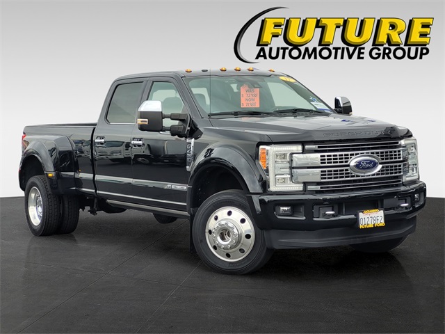 2017 Ford F-450SD Platinum