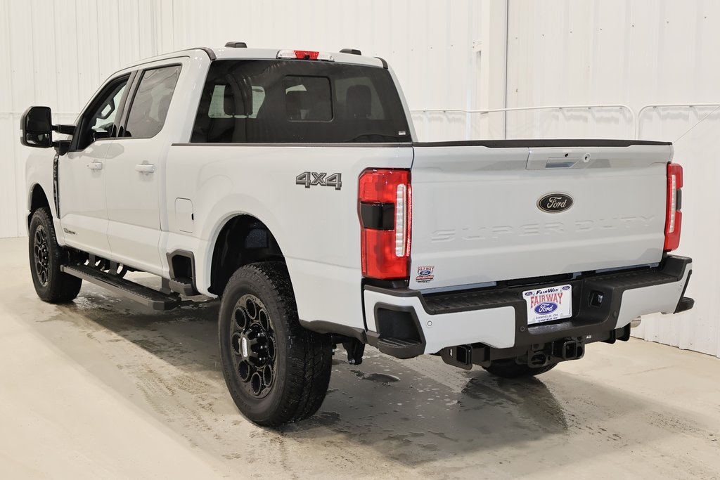 2025 Ford F-250 photo 3
