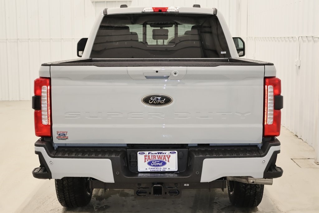 2025 Ford F-250 photo 4