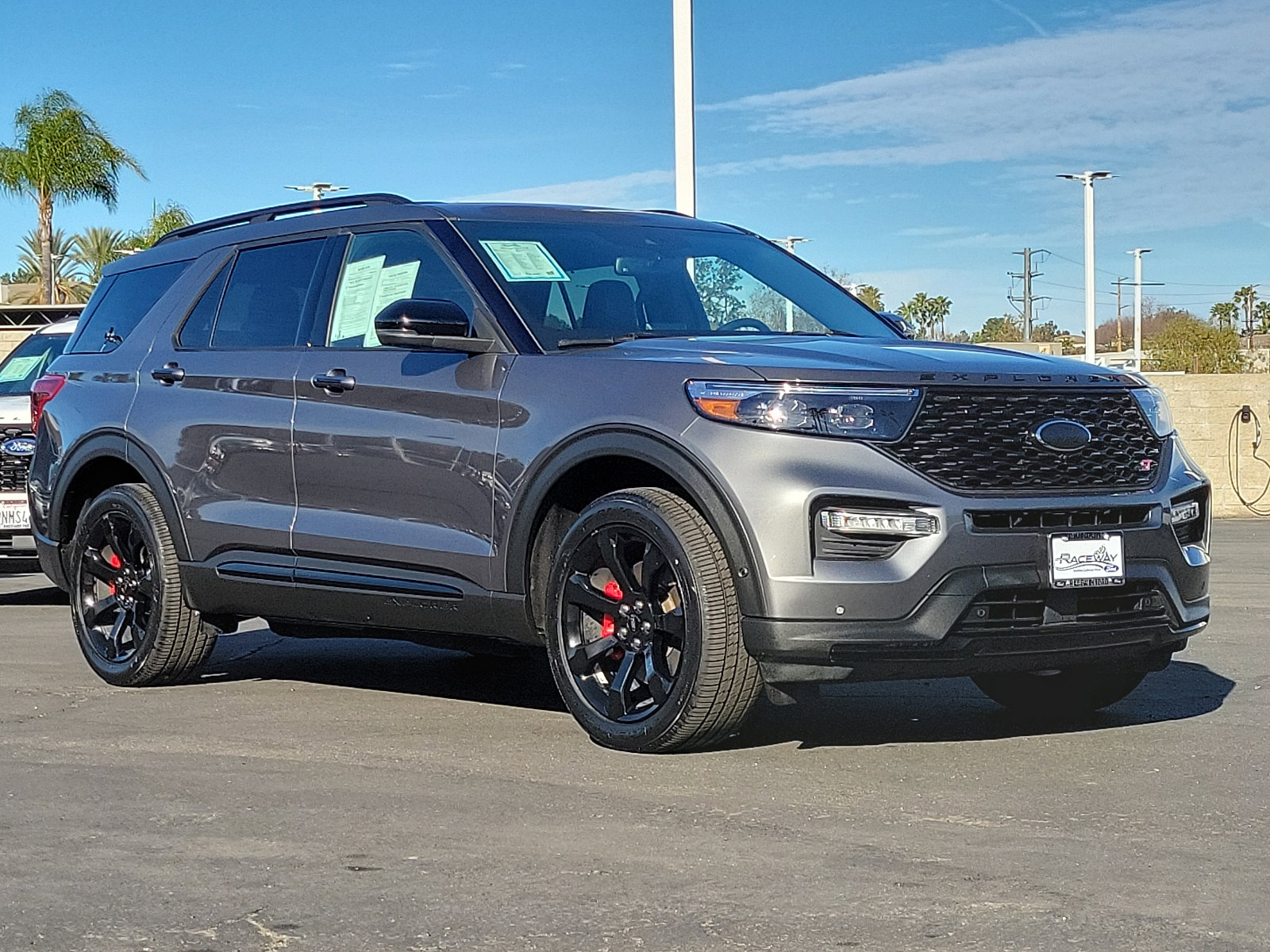 2022 Ford Explorer ST